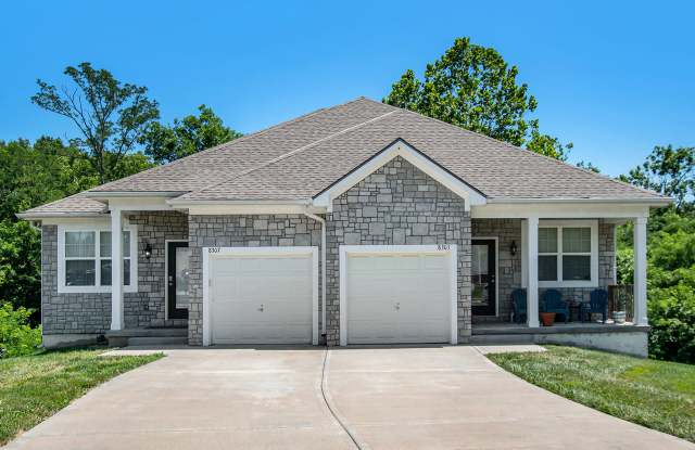 8305 N Nodaway Ave photos photos