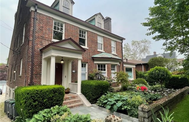 330 3rd Avenue - 330 Third Avenue, Pelham, NY 10803