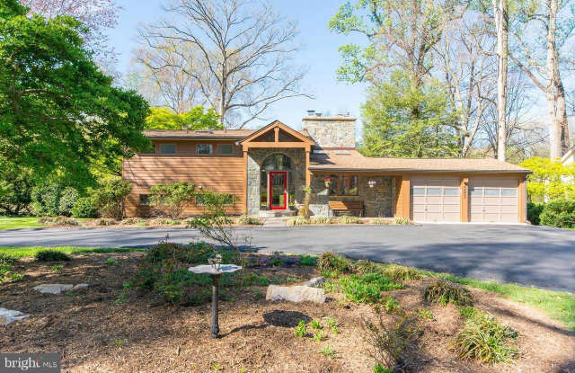 3253 JUNIPER LN - 3253 Juniper Lane, Lake Barcroft, VA 22044