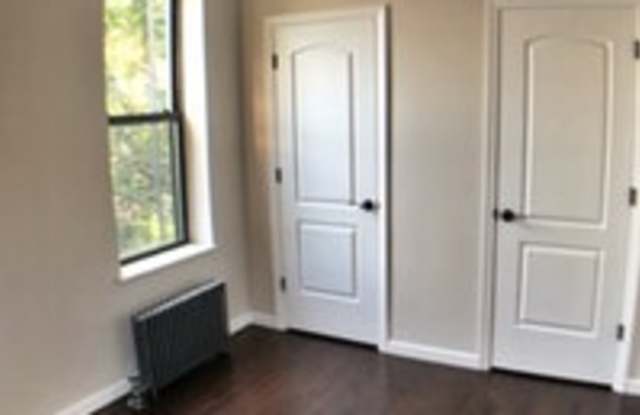 45-16 30th Avenue Gallery 3