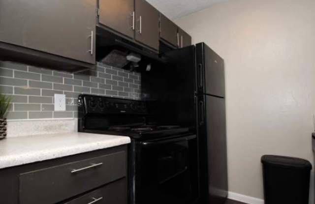 7842 Callaghan Rd Gallery 1