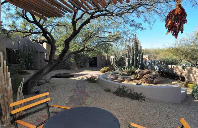 7562 E HIGH POINT Drive Gallery 3