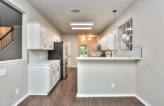 2314 Falcon DR Gallery 2