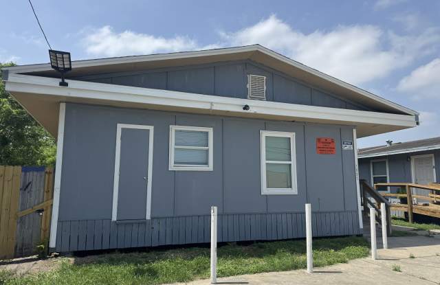 1905 15th Street - B Gallery 1