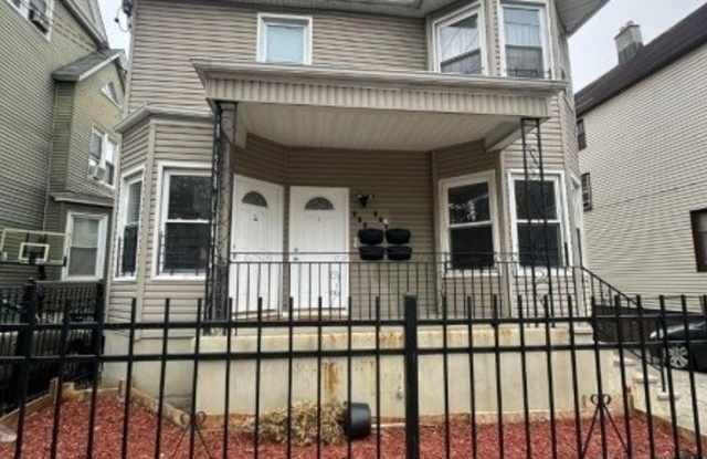 467-469 Summer Ave photos photos