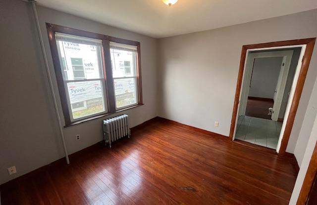 52 Victoria St. photos photos