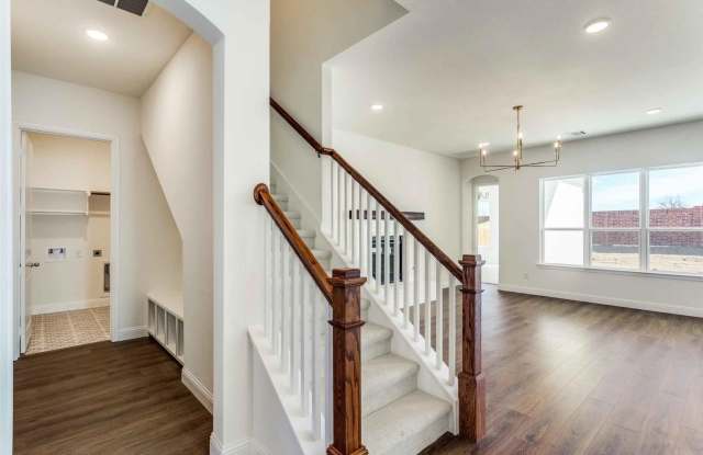 238 Observation Drive N Gallery 4