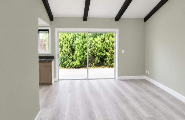 2378 Covington Dr Gallery 3