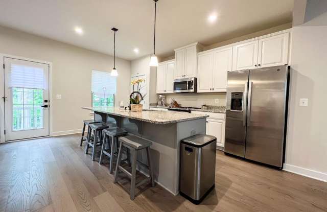 4480 COMMONS Drive Gallery 2