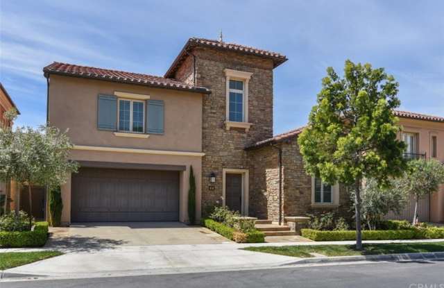 48 Triana - 48 Triana, Irvine, CA 92618