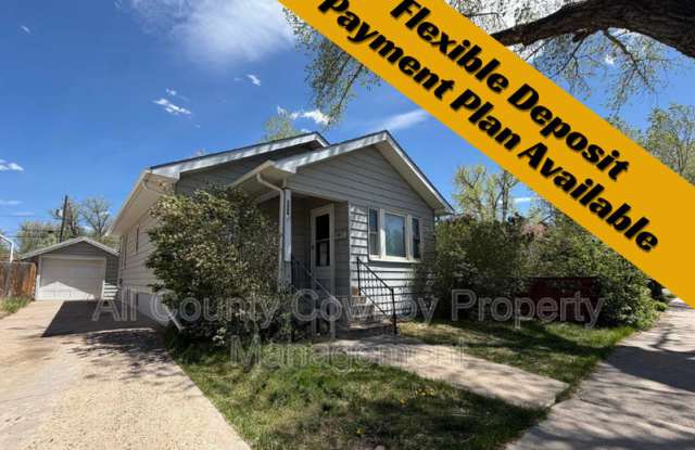 557 N 8th St photos photos