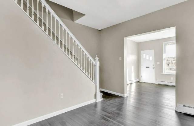 Charming 3 Bedroom, 1 Bath Home in York, Pa! photos photos