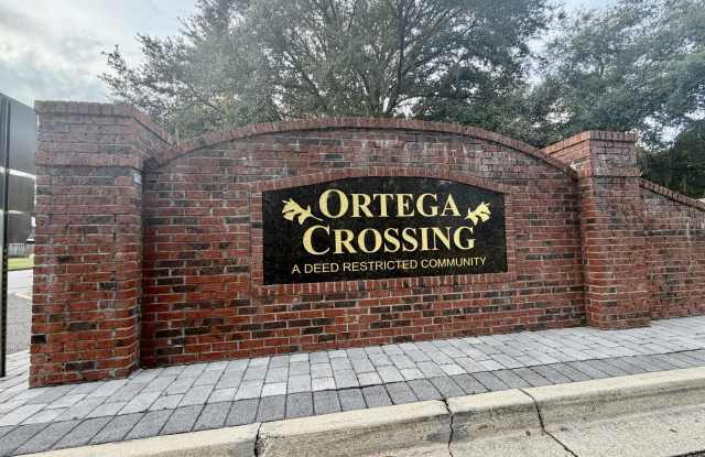 8311 OAK CROSSING Drive W Gallery 3