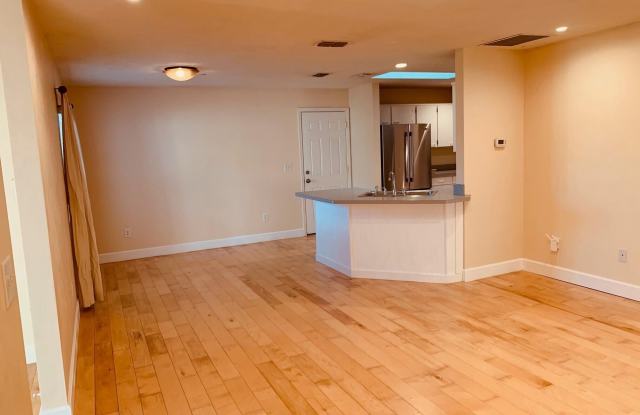 4585 Terrace Village Drive Gallery 4