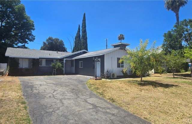 10937 Collett Avenue photos photos