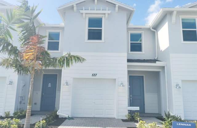 537 SE Rivergrass St - 537 Rivergrass Street, Port St. Lucie, FL 34984