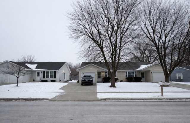 1065 Hiawatha Drive photos photos