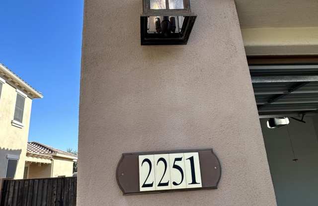 2251 E AZALEA Drive Gallery 4