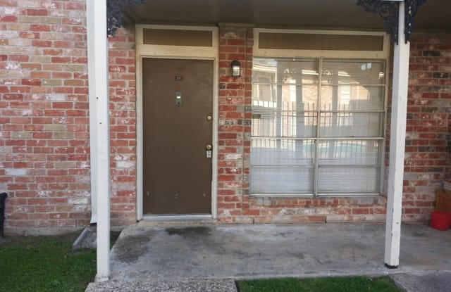McArthur Park - 9616 Long Point Road, Houston, TX 77055