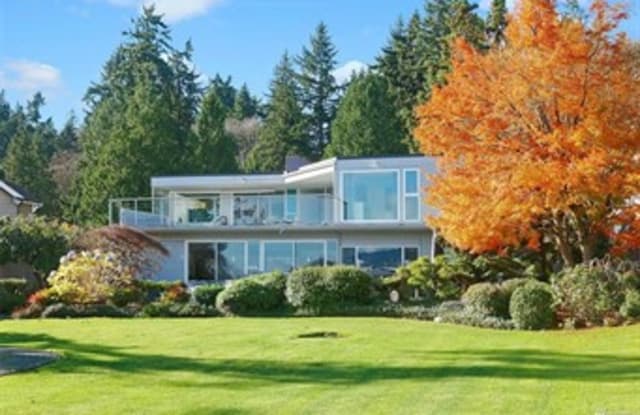 4456 Fercroft Rd - 4456 Ferncroft Road, King County, WA 98040