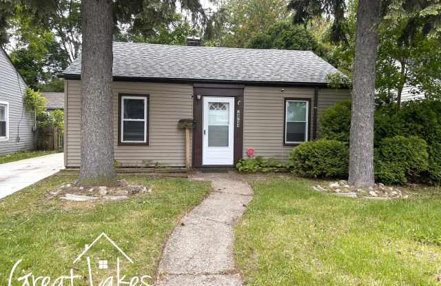 Cozy 2 Bedroom 1 Bathroom now available for rent photos photos