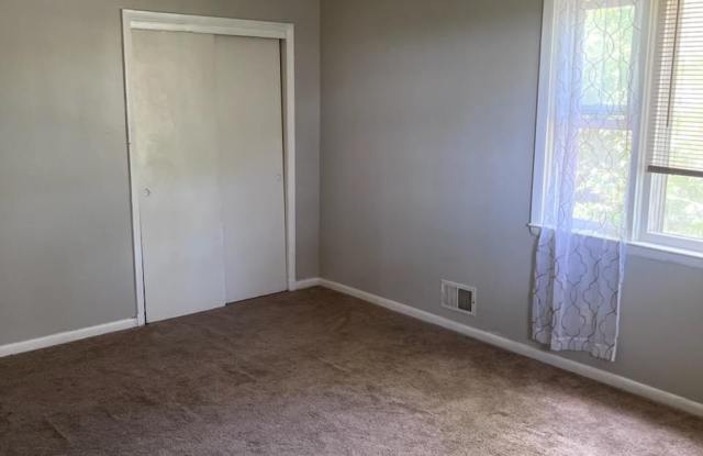 3817 BIRCHVIEW Avenue Gallery 4