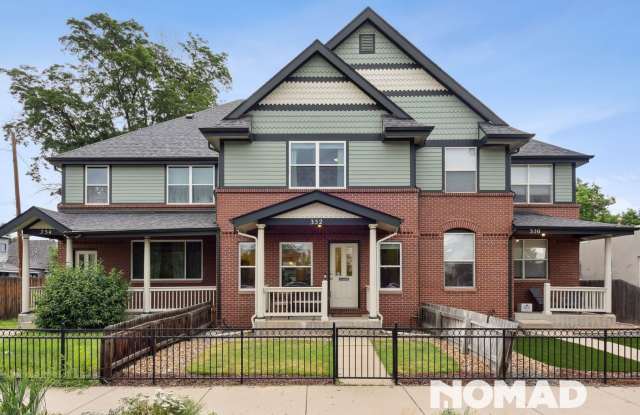 4B/3.5B Updated Home in Baker w/ Garage  Yard photos photos
