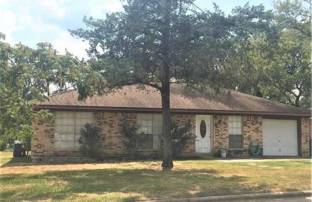 3301 Chisholm Trail photos photos