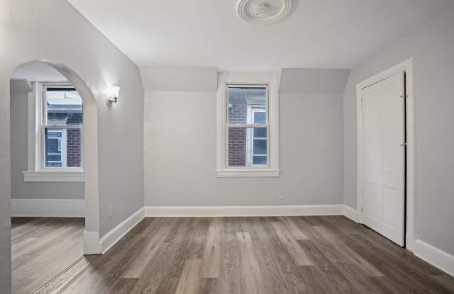 235 Monmouth Street - 2 Gallery 2