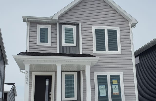 2504 Wildcat Dr - 2504 Wildcat Drive, Fitchburg, WI 53711