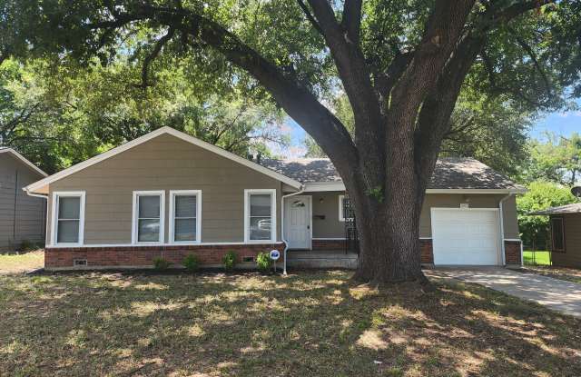 3517 Binyon Ave - 3517 Binyon Avenue, Fort Worth, TX 76133