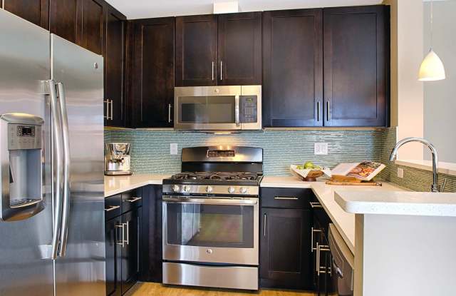 Axiom Apartment Homes Gallery 4