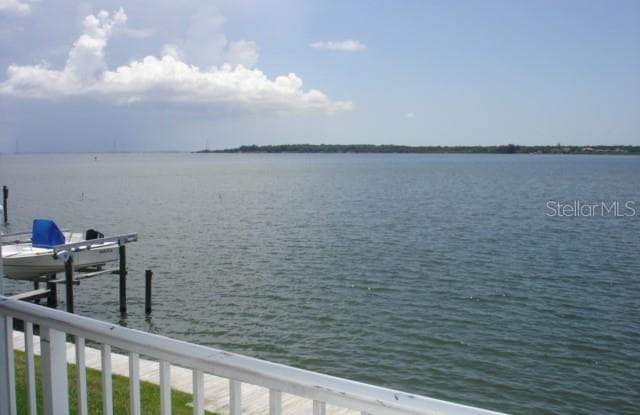 139 BRENT CIRCLE - 139 Brent Circle, Oldsmar, FL 34677