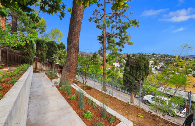 2176 Argyle (lower unit) Gallery 2