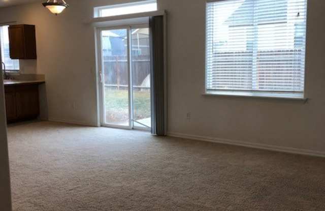 4 Bedroom 2.5 Bath with 2 car garage photos photos