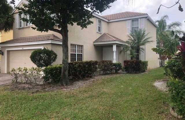 147 Kensington Way photos photos