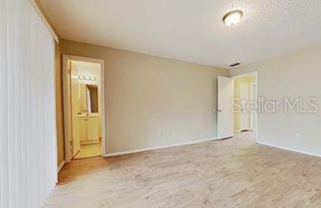 410 WEKIVA RAPIDS DRIVE Gallery 4