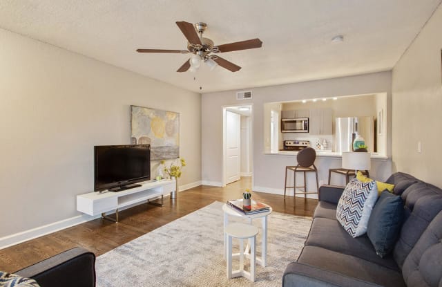 3537 Gillham Road - 1 Gallery 2