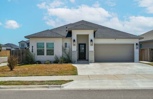 SPACIOUS NEW BUILT 4 BD 2.5 BTH Gallery 3