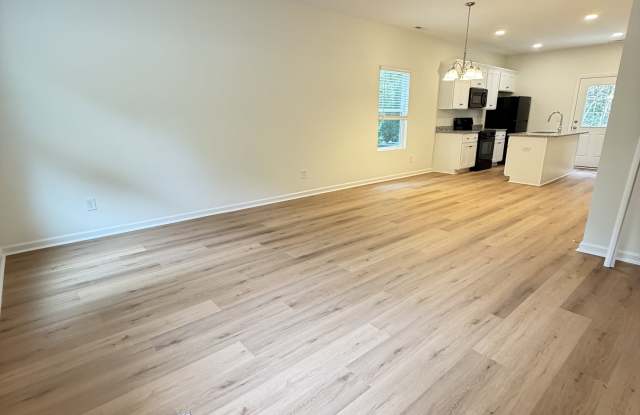 103 Swink Street Southwest-A Gallery 3