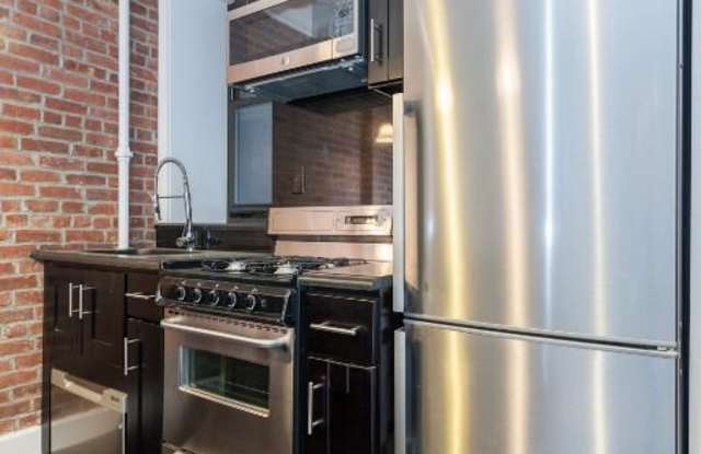 434 W 52nd St - 434 West 52nd Street, New York City, NY 10019