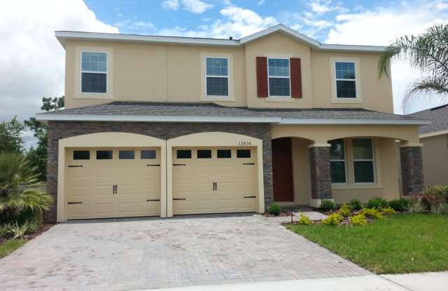 Single Family Home 4 Bed and 2.5 Bath!!! Gallery 1