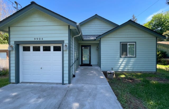 9904 SE Bell Avenue - 9904 Southeast Bell Avenue, Clackamas County, OR 97222