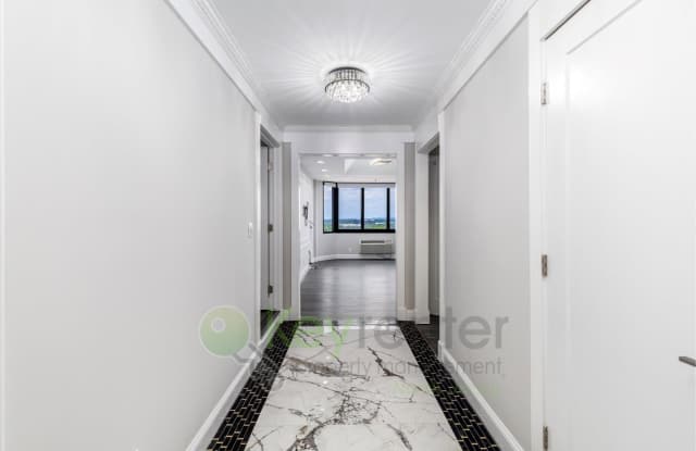 Penthouse Luxury Living with Stunning Views – 2BR/2BA Condo in Prime Hackensack Location photos photos