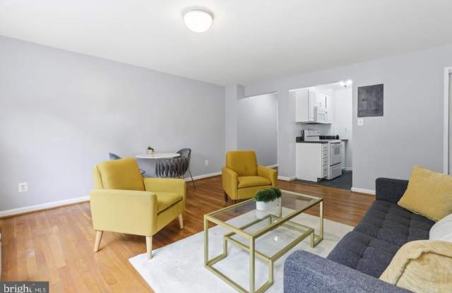 610 LONGFELLOW Street NW Gallery 4