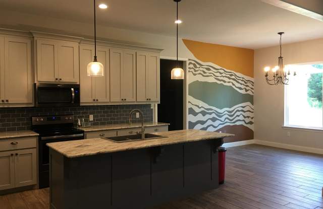 22559 Lake Jackson Rd. Gallery 3