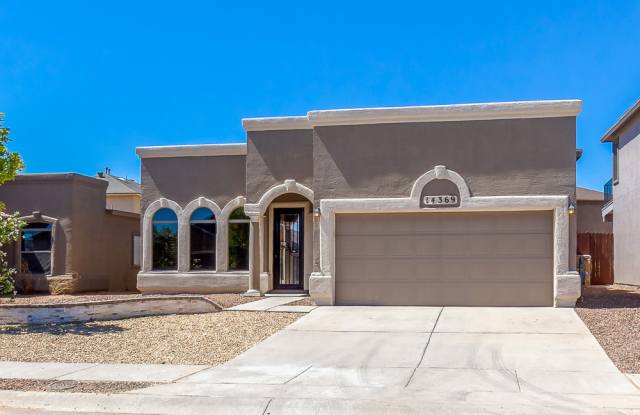 Stylish Eastside Rental Home w/ Refrigerated Air, just minutes to Loop 375. photos photos