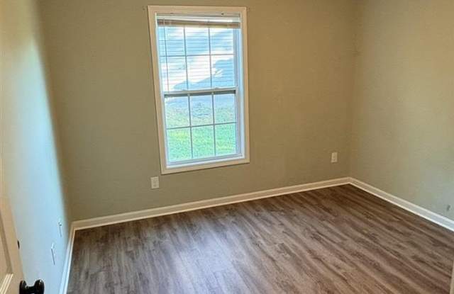 245 Alumni Drive Gallery 2