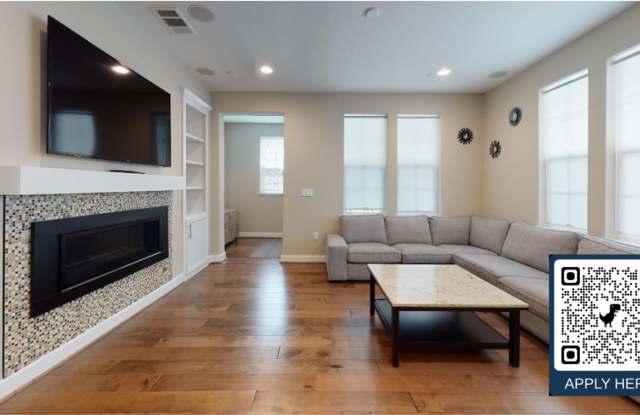 Newly Constructed 4 Bed 2.5 Bath Single Family Home in Marina photos photos