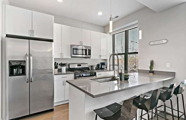 2151 W Division Street - 2151 West Division Street, Chicago, IL 60622 2151 W Division Street - 2151 West Division Street, Chicago, IL 60622